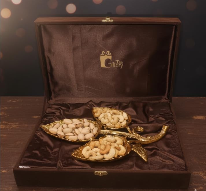Leaf Three-Bowl Serving Platter — Gold