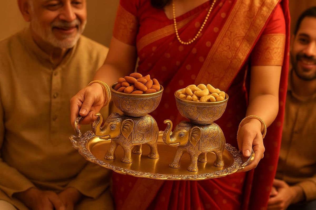 Engraved Elephant Bowl & Glass Tray Set
