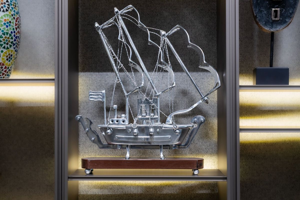 Golden Sailing Ship Showpiece