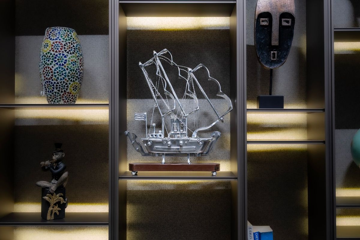 Silver Sailing Ship Showpiece