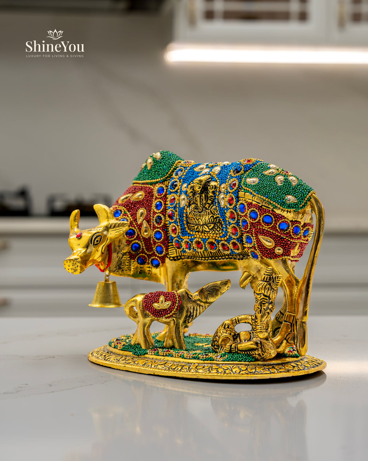 ShineYou Multicolour Kamdhenu Cow with Calf – Decorative Brass Idol with Lakshmi Motif & Lord Shiva