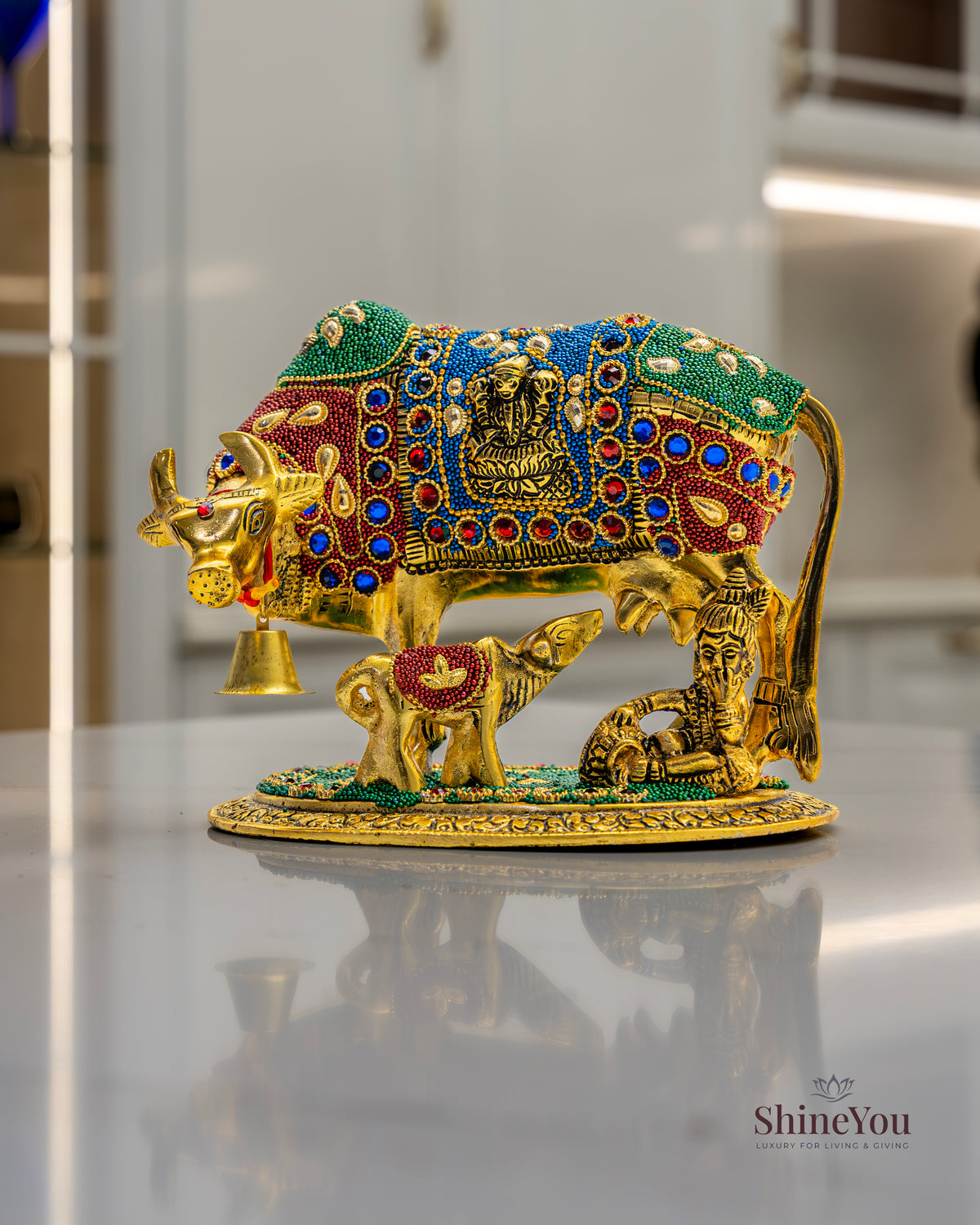 ShineYou Multicolour Kamdhenu Cow with Calf – Decorative Brass Idol with Lakshmi Motif & Lord Shiva