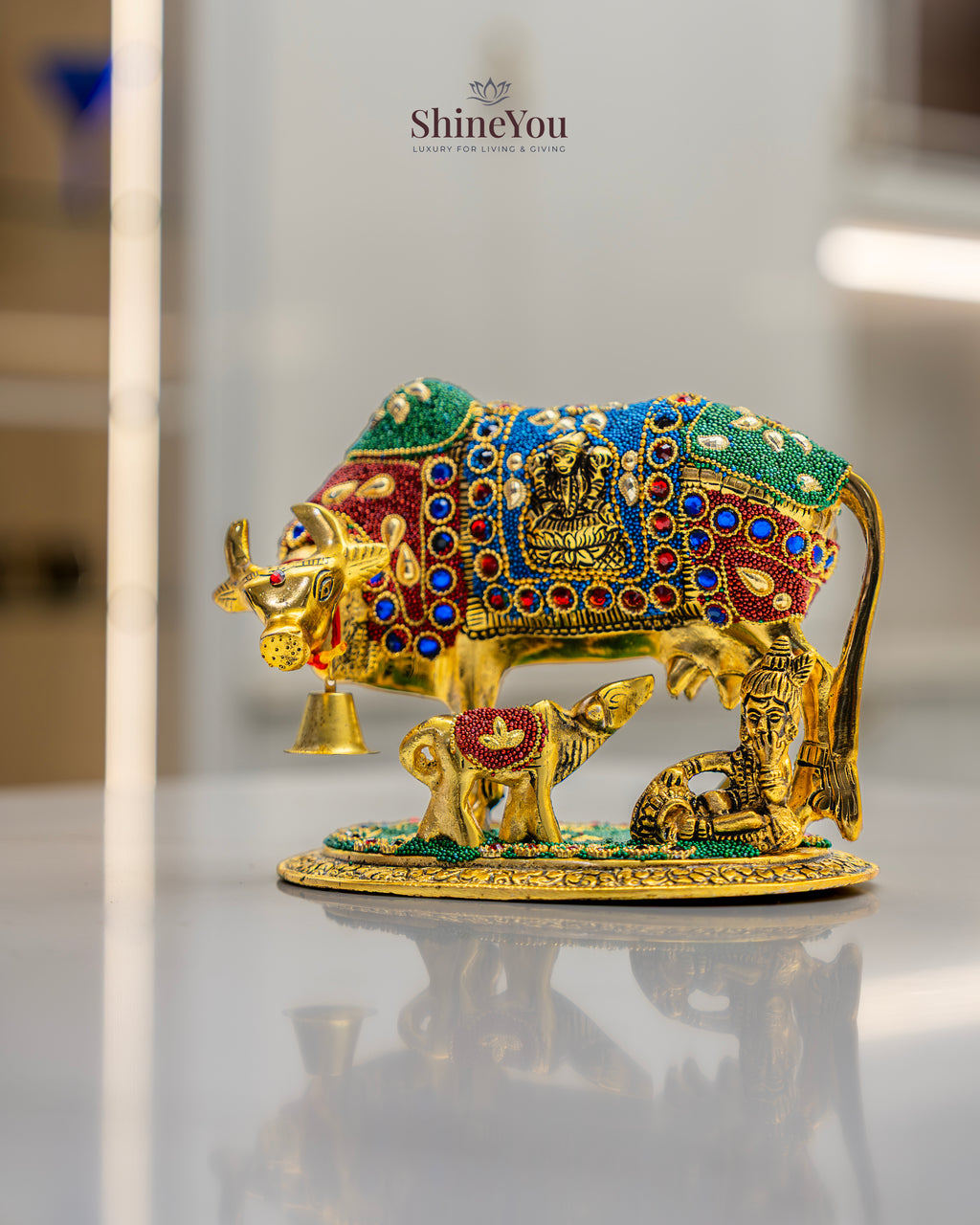 ShineYou Multicolour Kamdhenu Cow with Calf – Decorative Brass Idol with Lakshmi Motif & Lord Shiva